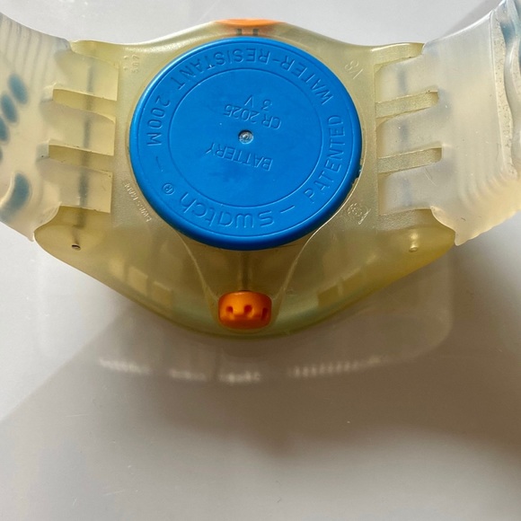 New Swatch Watch - Picture 3 of 4